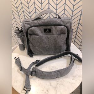 Ju-Ju-Be Diaper Bag - Baby Bag - JuJuBe Messenger bag as back pack or crossbody